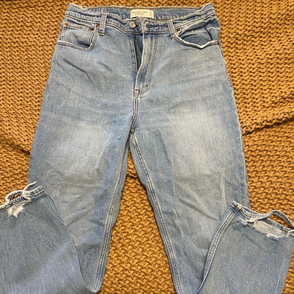 Ankle straight ultra high rise Abercrombie and fitch jeans size 29 8L